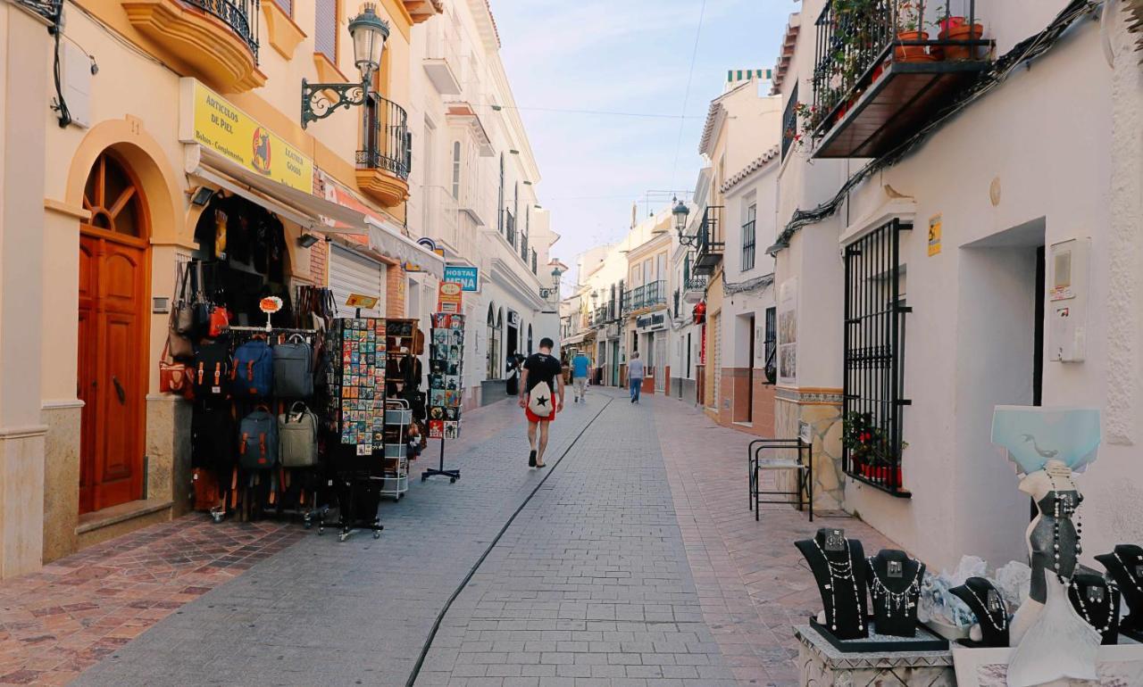 Cosy Apartment In Verano Azul Nerja Dış mekan fotoğraf