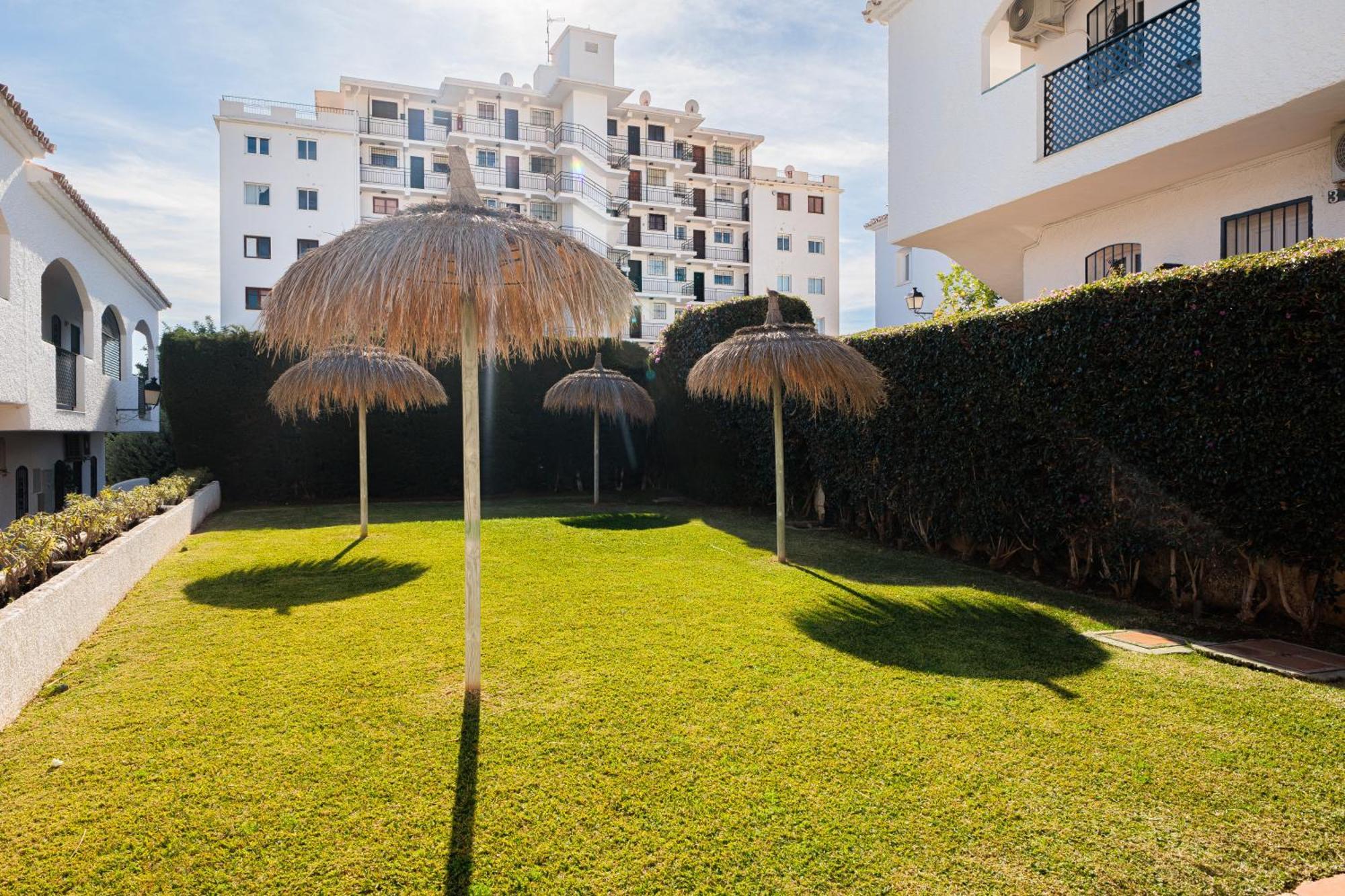 Cosy Apartment In Verano Azul Nerja Dış mekan fotoğraf