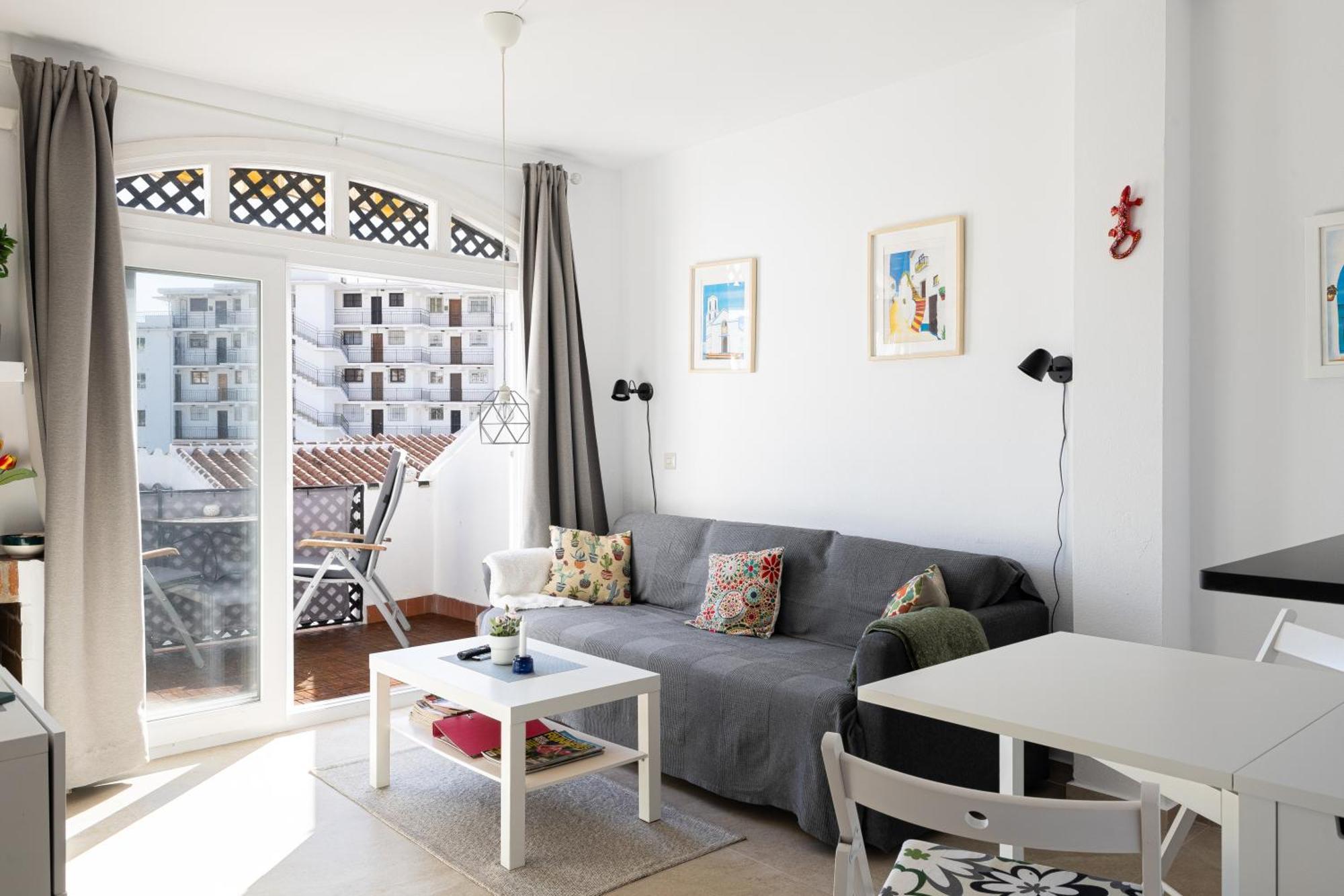 Cosy Apartment In Verano Azul Nerja Dış mekan fotoğraf
