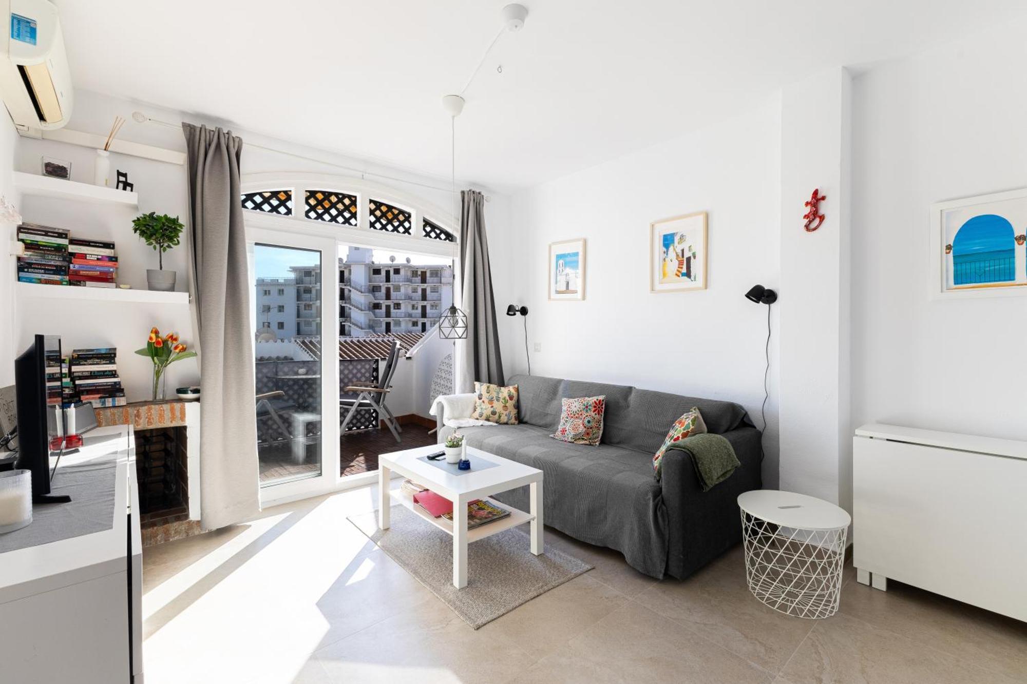 Cosy Apartment In Verano Azul Nerja Dış mekan fotoğraf